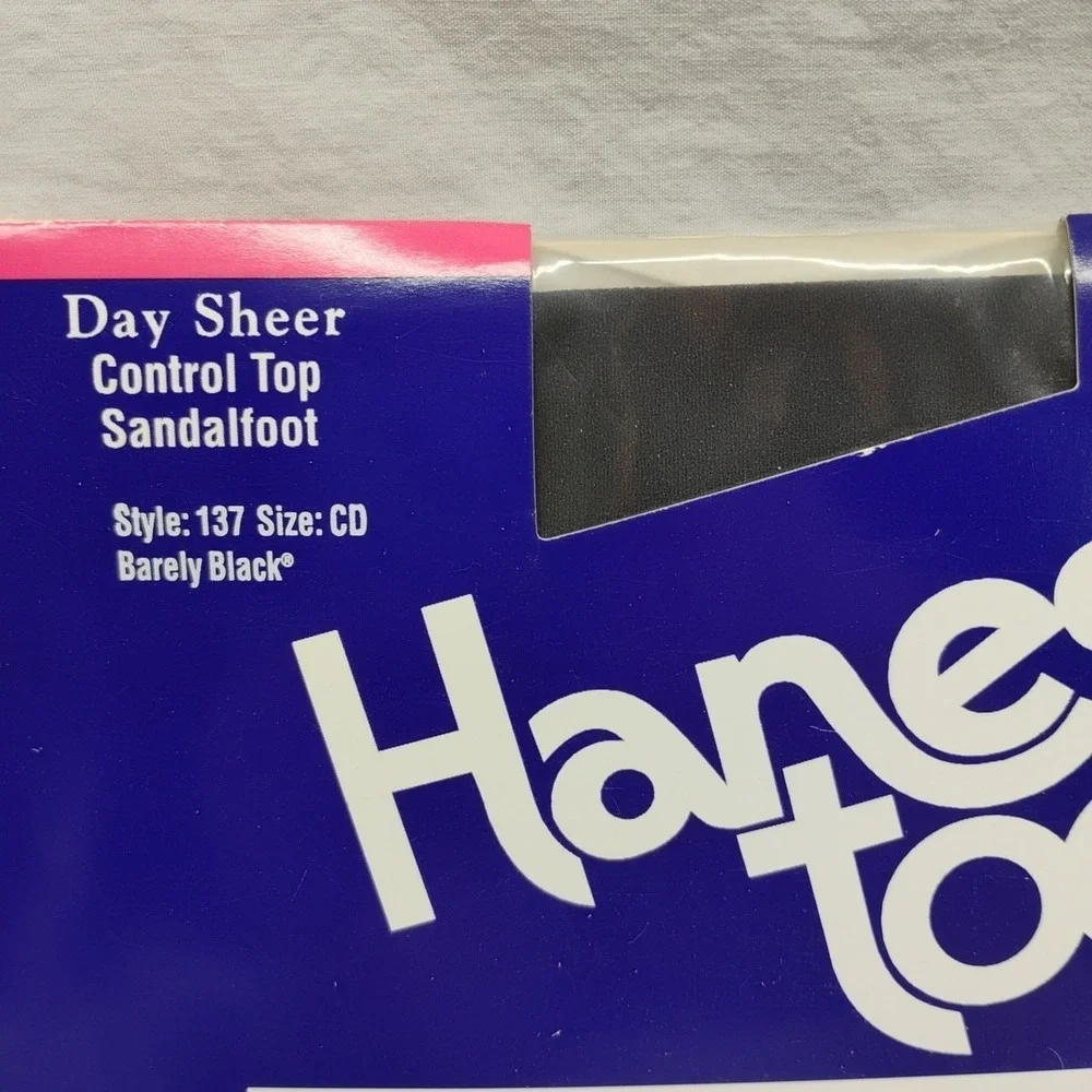 Hanes Too Day Sheer Control Top Pantyhose Barely Black Size CD Vintage Style 137